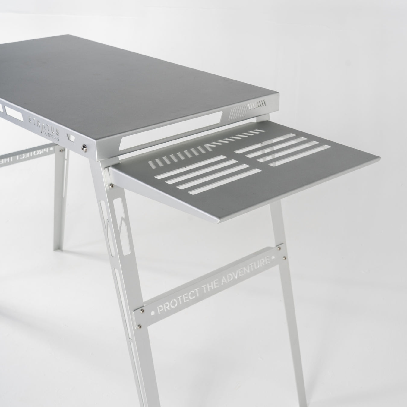 Side‑angled view of the Stratus Outdoors Table Extension – Drying Rack showing 3 mm bead‑blasted aluminium top and compact fold‑in design.